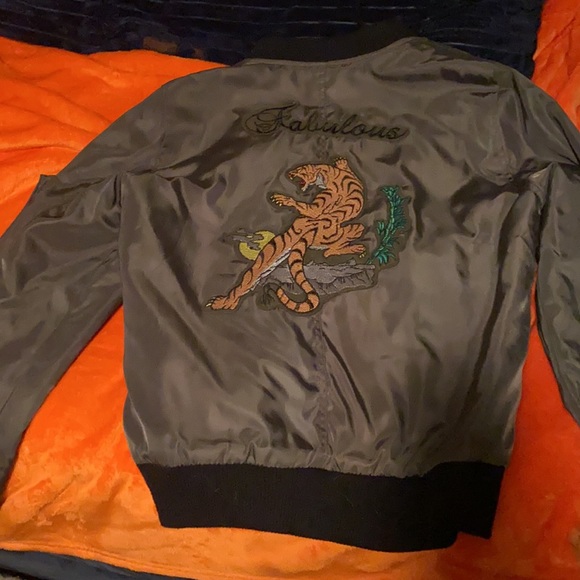 Used jacket - Picture 2 of 4